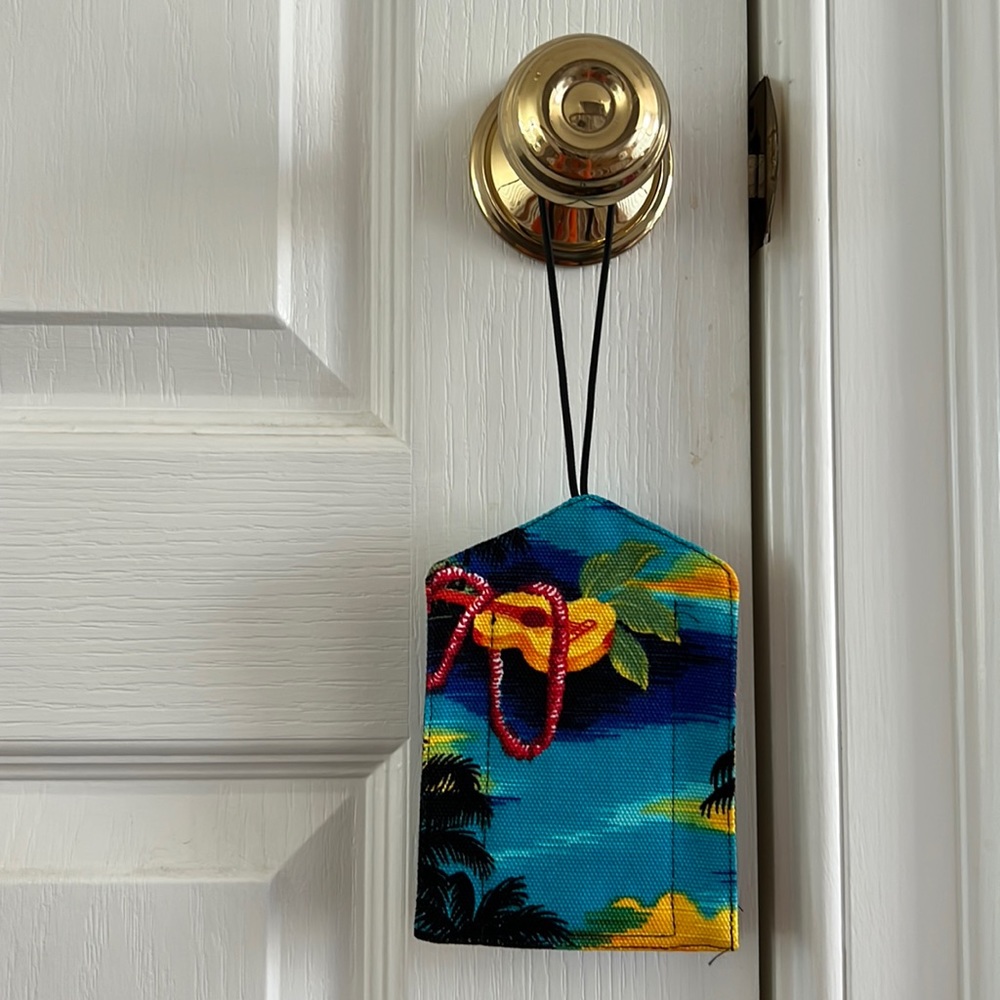 NWOT Hawaiian Luggage Tag